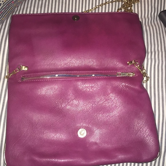 Urban Expressions Purse 👛 - Picture 5 of 8